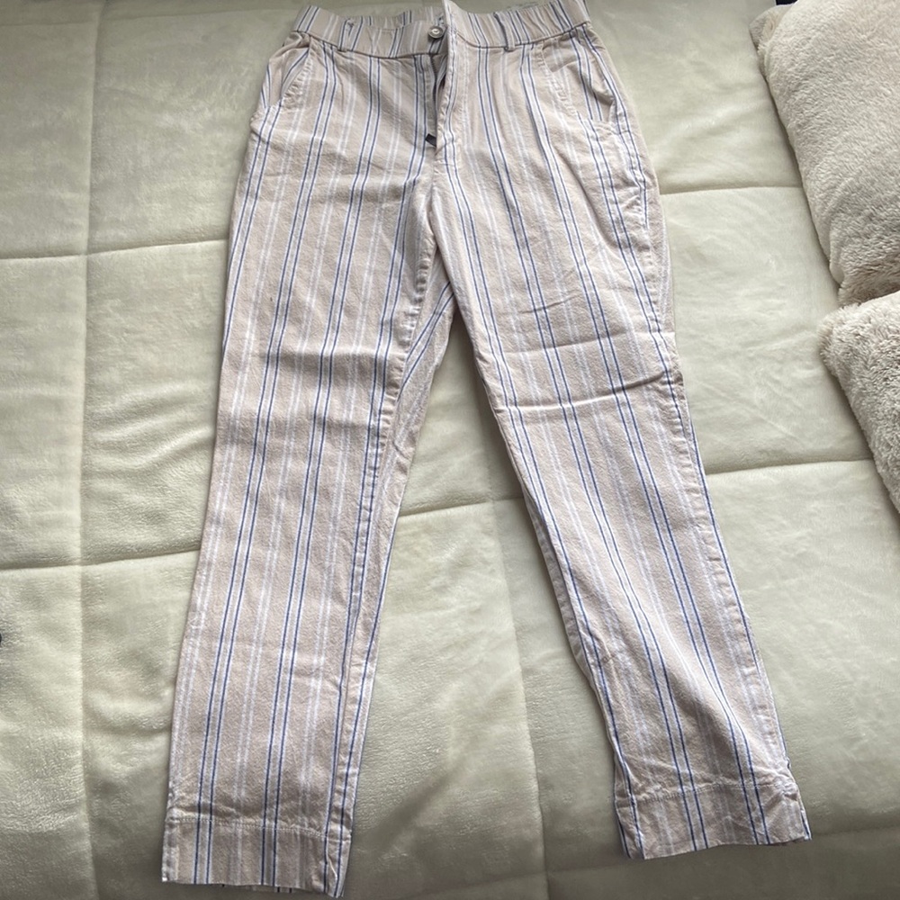 Hollister ultra high-rise striped ankle cut pants